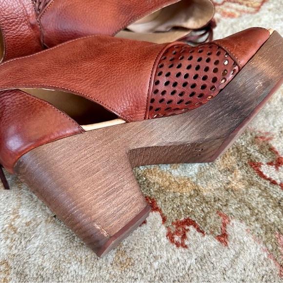 Free People Revolver Clog - Picture 6 of 10